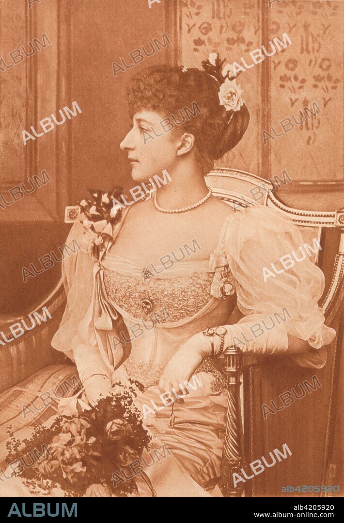 'S.A.R. la Princesse Maud de Galles', c1900. Portrait of Princess Maud of Wales (1869-1938), daughter of King Edward VII and granddaughter of Queen Victoria. Princess Maud became Queen Consort of Norway when her husband, Prince Carl of Denmark, who she married in 1896, ascended the Norwegian throne as Haakon VII in 1906.