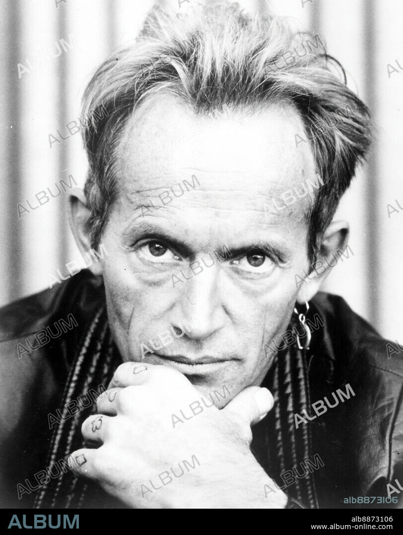 LANCE HENRIKSEN in JOHNNY HANDSOME, 1989, directed by WALTER HILL. Copyright TRISTAR PICTURES.