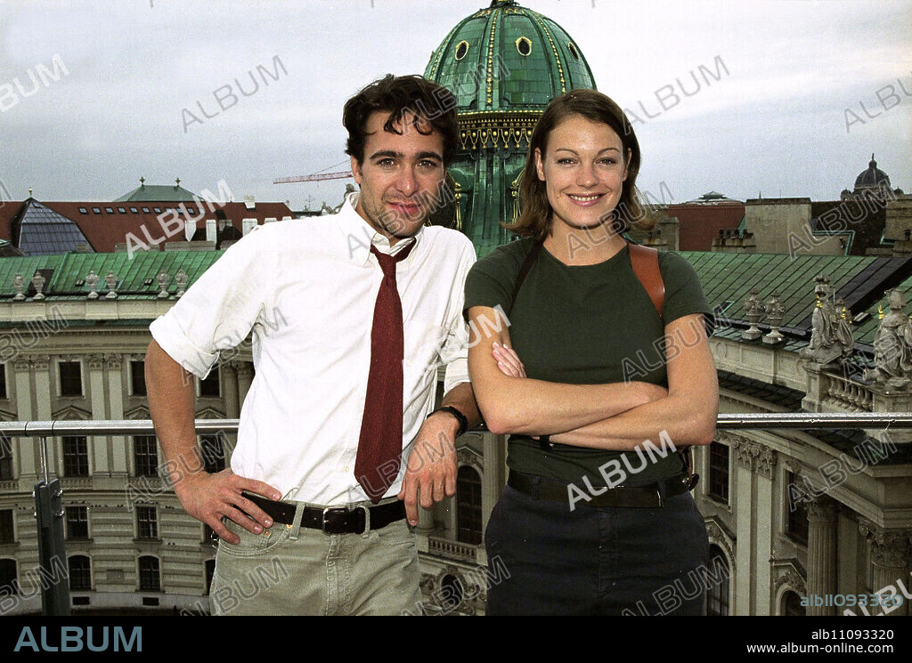 COMMISSIONER REX: THE NEW ACTORS From August 2001, ALEXANDER PSCHILL and ELKE WINKENS (both 31 years old) will be in front of the camera for the new Inspector Rex season in Vienna. The two play the roles of "Marc Hoffmann" and "Niki Herzog". According to the script, they spend a night of lovemaking together and - without knowing it - they are introduced to each other the next morning as new colleagues at the Vienna Criminal Investigation Department. This naturally causes problems, because the headstrong Marc does not like being patronized and Niki's direct manner means that they often clash with each other. The new Rex adventures promise to be interesting. / Headline: COMMISSIONER REX: THE NEW ACTORS.