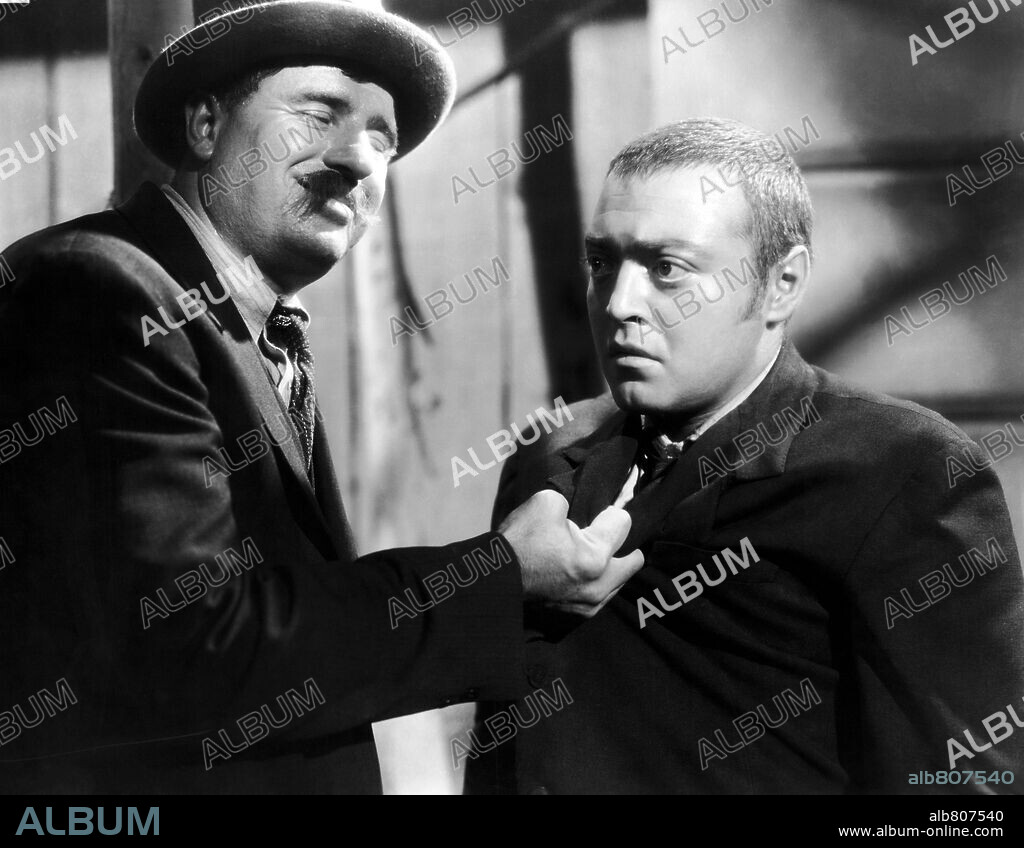 PETER LORRE en CRIMEN Y CASTIGO, 1935 (CRIME AND PUNISHMENT), dirigida por PIERRE CHENAL. Copyright COLUMBIA PICTURES.