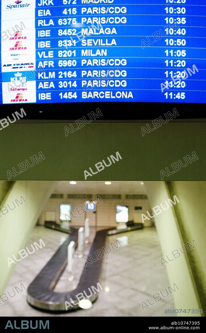 Information screens. Luggage conveyor. Arrivals. Loiu Airport. Bilbao. Euskadi. Spain.
