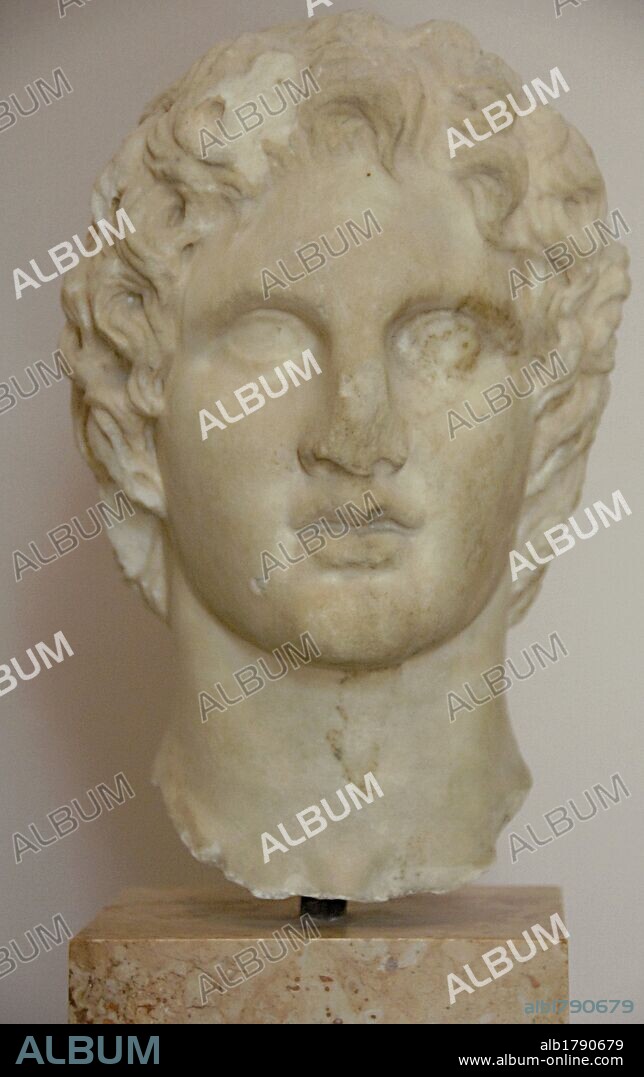 Alexander the Great (356-323 BC). King of Macedon. Bust by sculptor Leochares, 330 AC. Acropolis Museum. Athens. Greece.