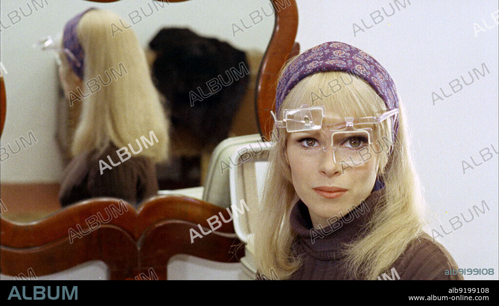 GERALDINE CHAPLIN en PEPPERMINT FRAPPE, 1967, dirigida por CARLOS SAURA. Copyright ELIAS QUEREJETA, P.C.
