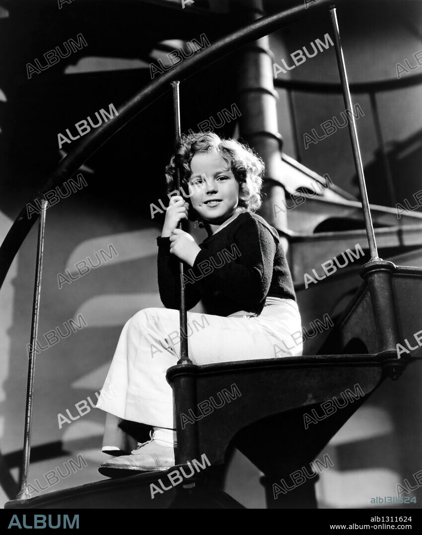 SHIRLEY TEMPLE in CAPTAIN JANUARY, 1936, directed by DAVID BUTLER. Copyright 20TH CENTURY FOX.