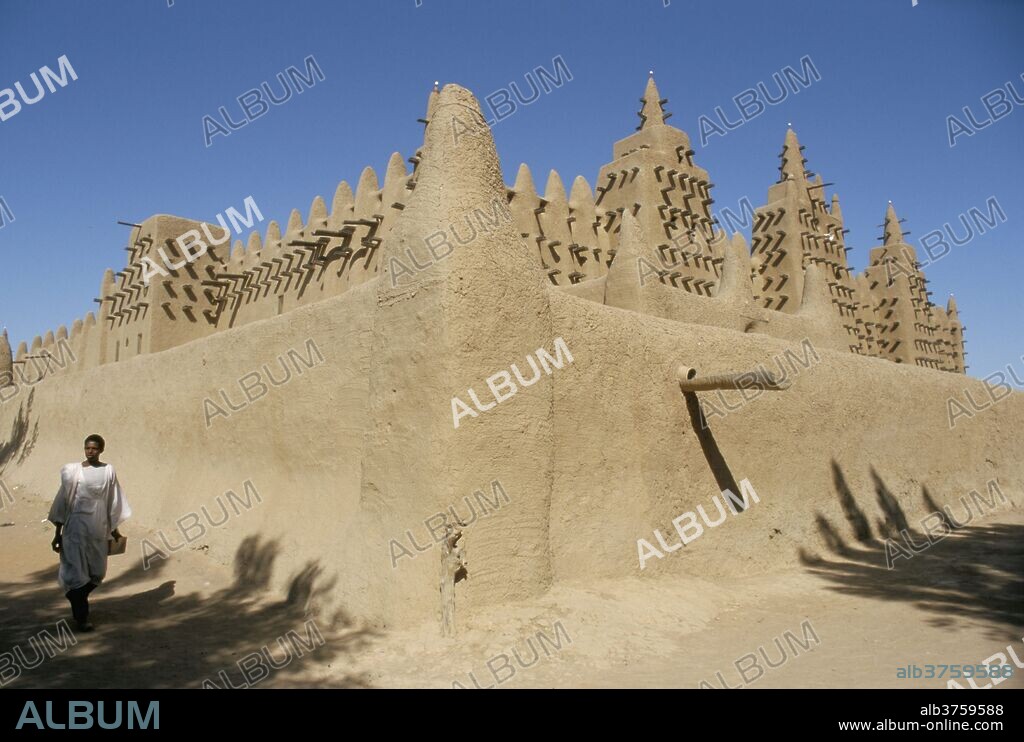 The Great Mosque, Djenne, UNESCO World Heritage Site, Mali, Africa.