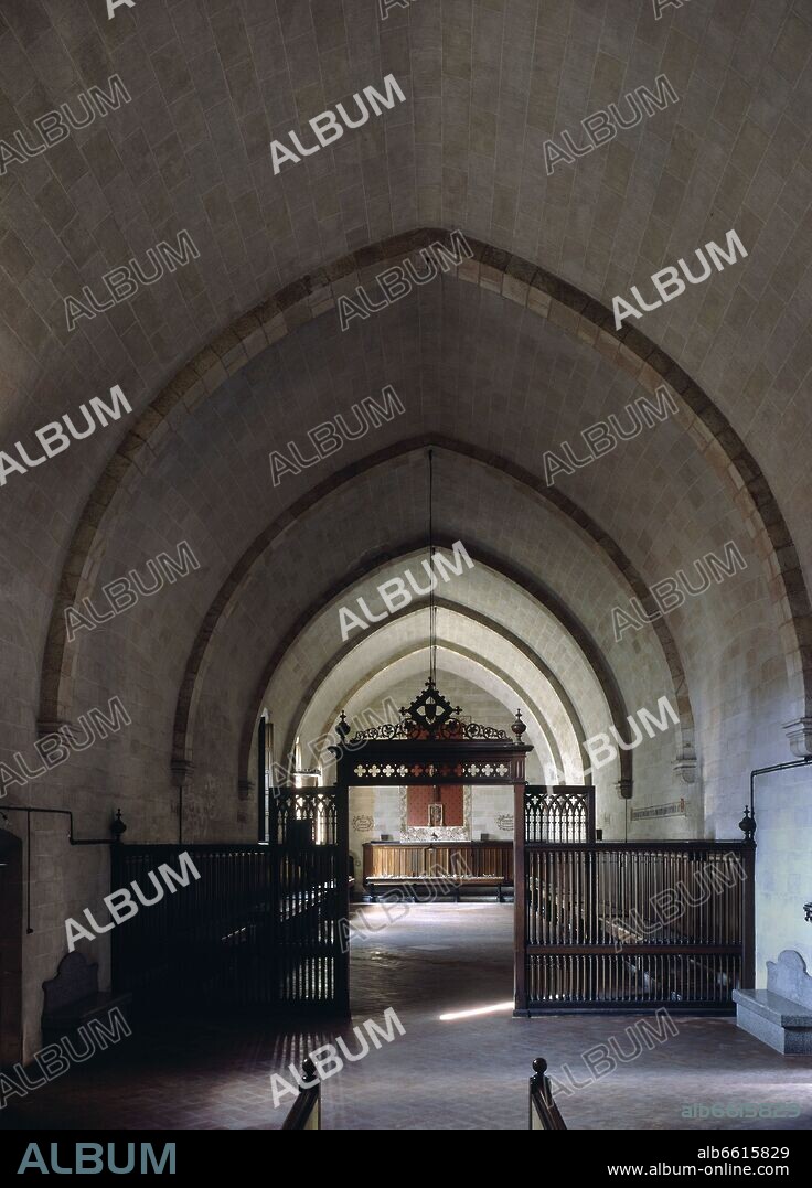 REFECTORIO DEL MONASTERIO DE PEDRALBES - GOTICO CATALAN - SIGLO XIV.