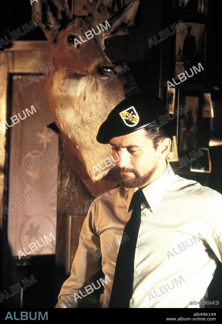 ROBERT DE NIRO en EL CAZADOR, 1978 (THE DEER HUNTER), dirigida por MICHAEL CIMINO. Copyright EMI / UNIVERSAL.