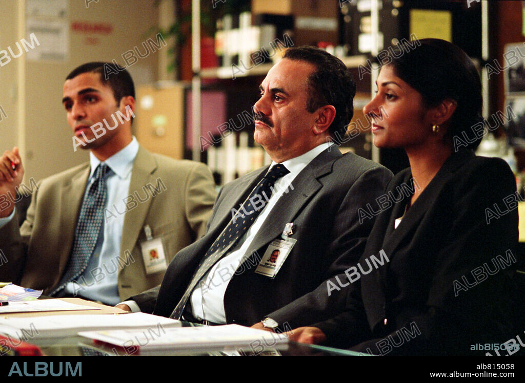 MARSHALL MANESH, SAMEH SHEIK and SHAHEEN SHEIK in LOOKING FOR COMEDY IN THE MUSLIM WORLD, 2005, directed by ALBERT BROOKS. Copyright WARNER INDEPENDENT PICTURES / TERRELL, LACEY.