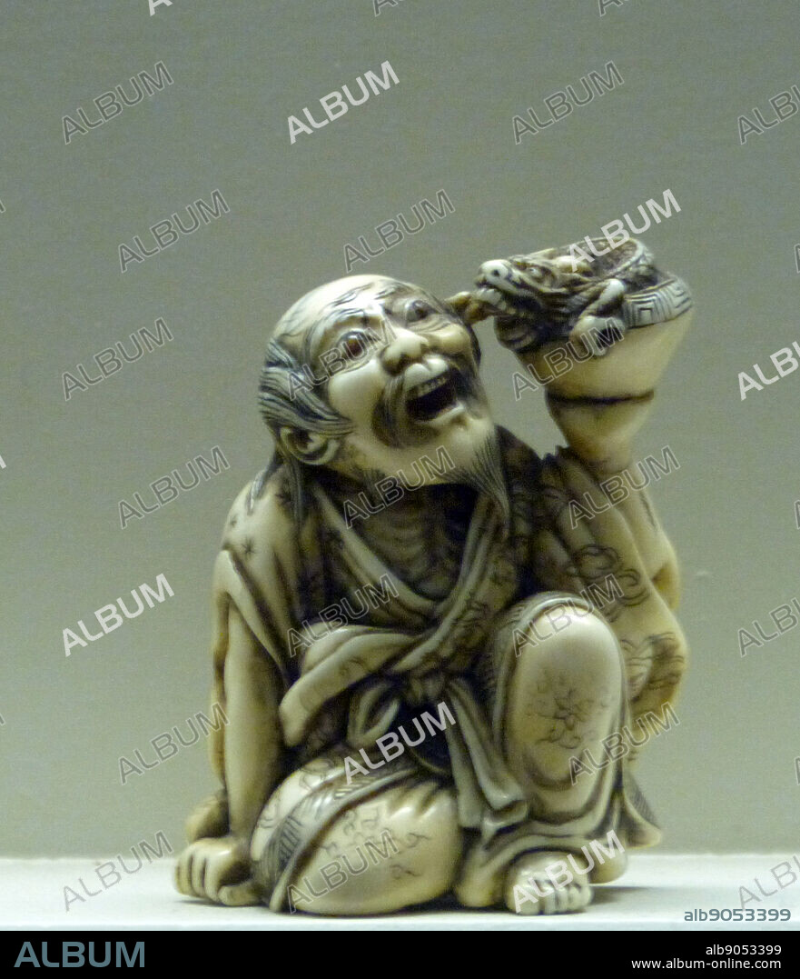 The Rakan, disciple of Buddha, Handaka Sonja with his dragon.