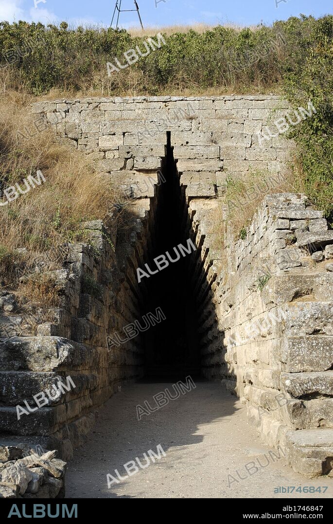 Ukraine. Autonomous Republic of Crimea. Tsarsky Kurgan, royal burial mound who probably is buried the King Leucon I. 4th century BC. Kerch.