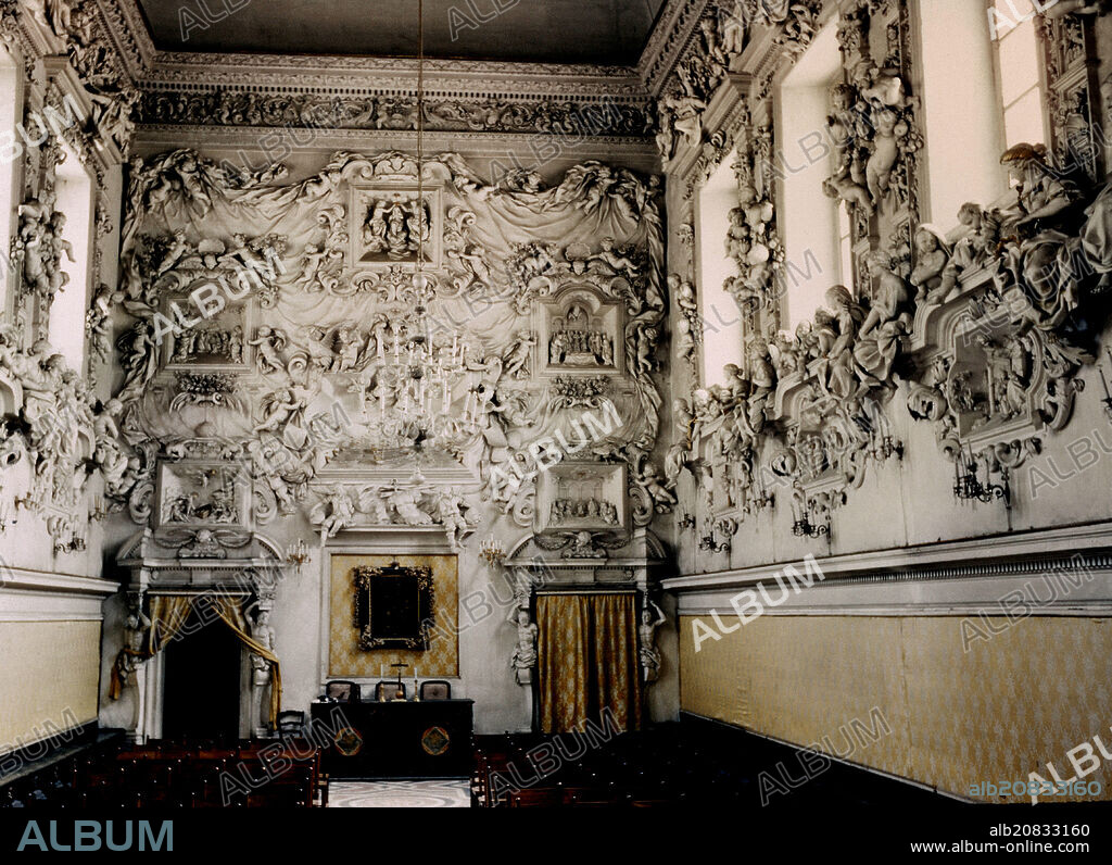 GIACOMO SERPOTTA (1656-1732). INTERIOR RICAMENTE DECORADO CON ESTUCOS-SETTECENTO-S XVII.