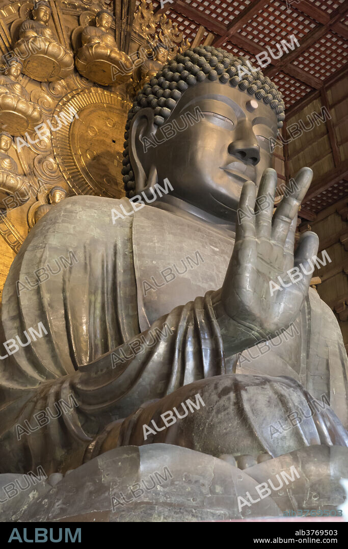 Daibutsu (Great Buddha) (Vairocana) inside the Daibutsu-den Hall of the Buddhist Temple of Todai-ji, Nara, UNESCO World Heritage Site, Kansai, Japan, Asia.