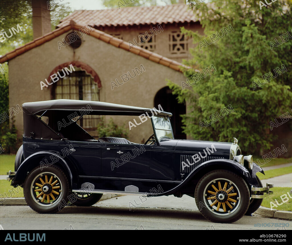 1924 Chrysler Phaeton Model B. It had a six cylinder engine which produced sixty-eight horsepower. The 1924 Phaeton is thought to be the first Chrysler prototype.