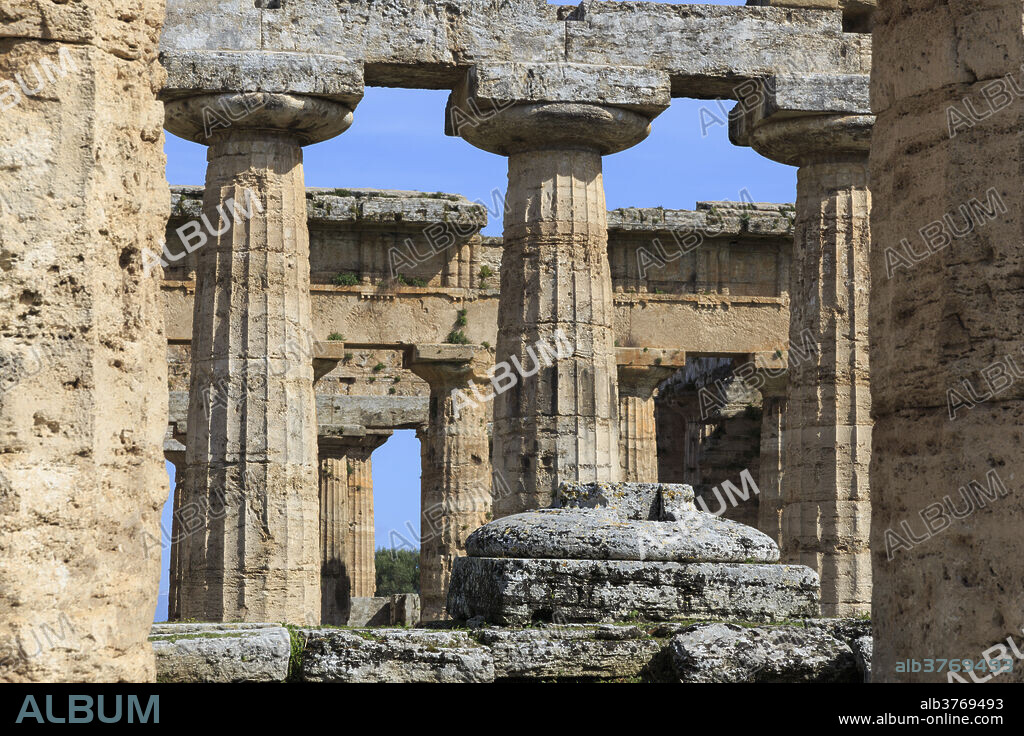 Temple of Hera (the Basilica) 530 BC, oldest Greek temple at Paestum, UNESCO World Heritage Site, Campania, Italy, Europe.