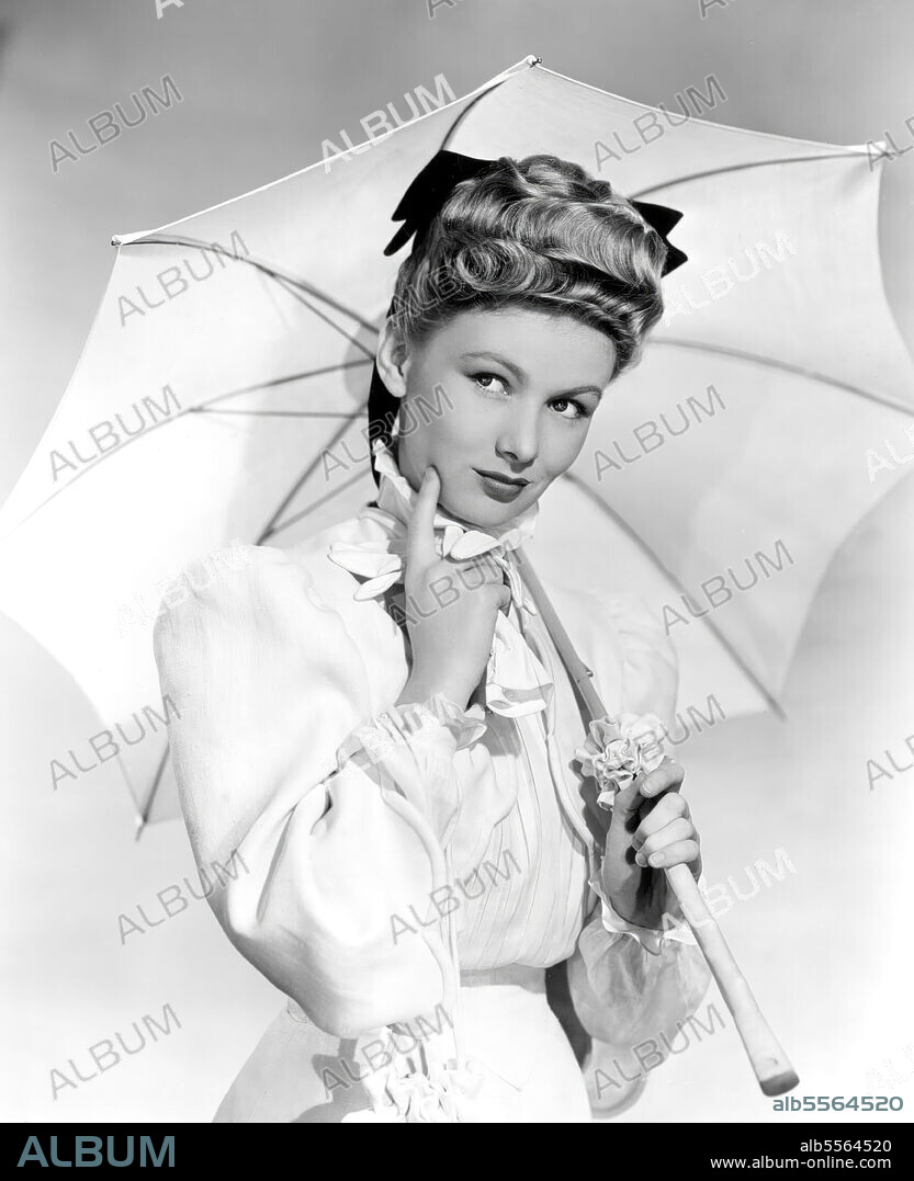 VERONICA LAKE in MISS SUSIE SLAGLE'S, 1946, directed by JOHN BERRY. Copyright PARAMOUNT PICTURES.