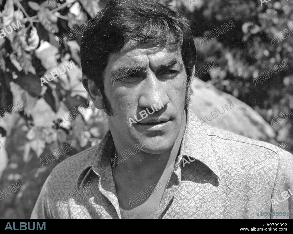 Torrelodones. Reportaje fotográfico de la entrevista que tico Medina le Realizó A Urtain el 6 de octubre de 1971, el día anterior A su combate con Goyo Peralta.