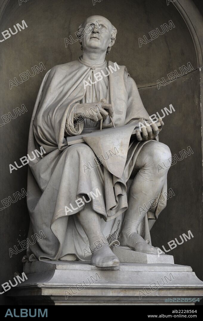 FILIPPO BRUNELLESCHI (1377-1446). Arquitecto, escultor y orfebre renacentista italiano. Escultura del artista, mirando el Duomo de FLorencia.