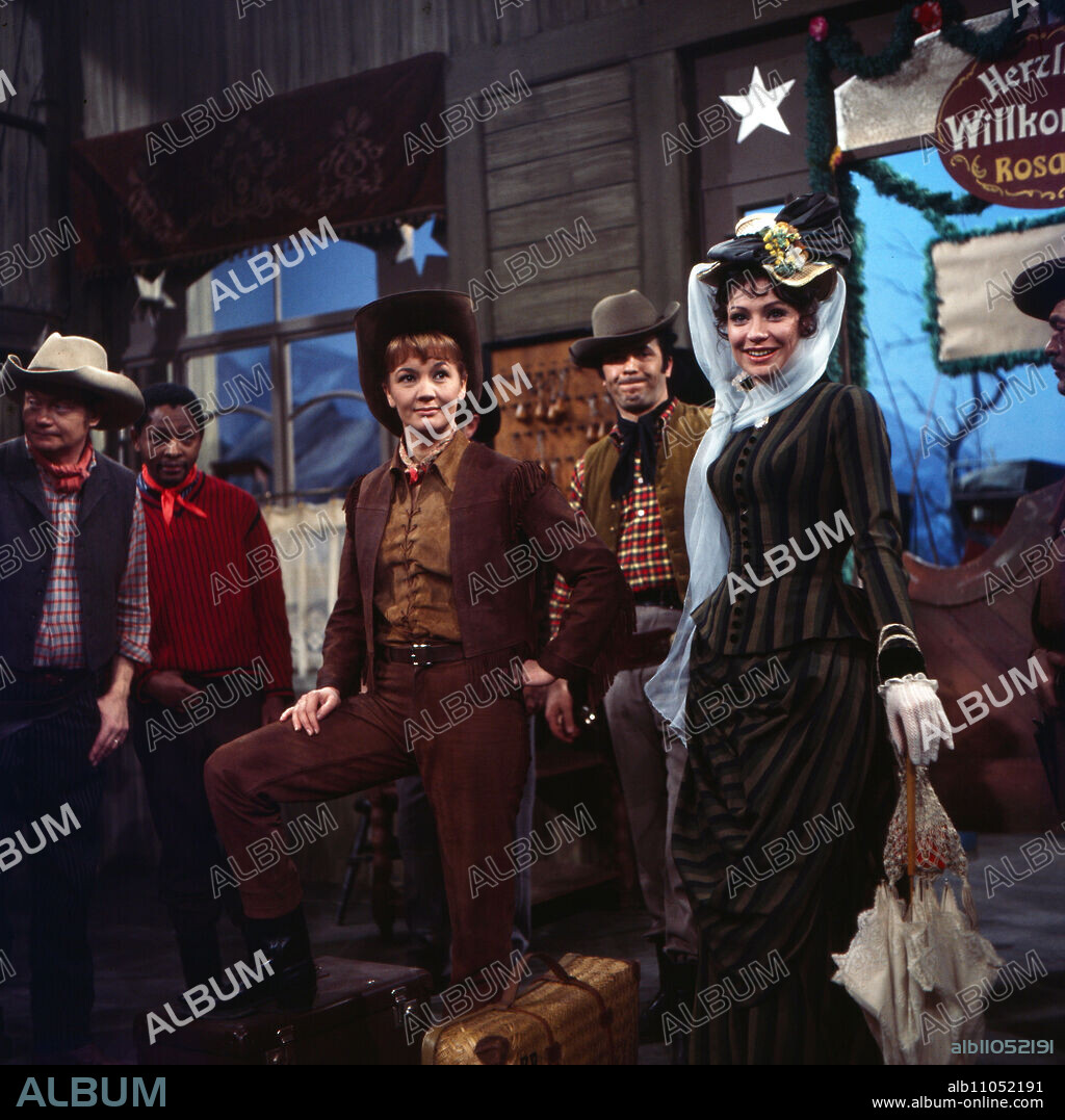 Pistolen-Jenny, TV film, Germany, 1969, based on the screenplay: Calamity Jane by James O'Hanlon, Director: Alfred Weidenmann, scene with Liselotte Pulver as Jenny, Marie Bernard as Rosalee.