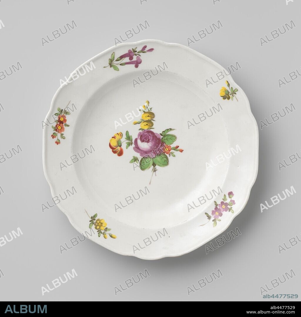 Plate with a bouquet and flower sprays, Porcelain plate with a lobed edge, painted on the glaze in red, green, yellow and purple. On the shelf a bouquet of different flowers (including peony) surrounded by loose twigs and on the edge five flower branches. Marked on the bottom with the shield, the letter A and the numbers 38 and 33., Kaiserliche Porzellanmanufaktur, Vienna, c. 1800 - c. 1849, porcelain (material), glaze, vitrification, h 4 cm d 25 cm d 12.8 cm.