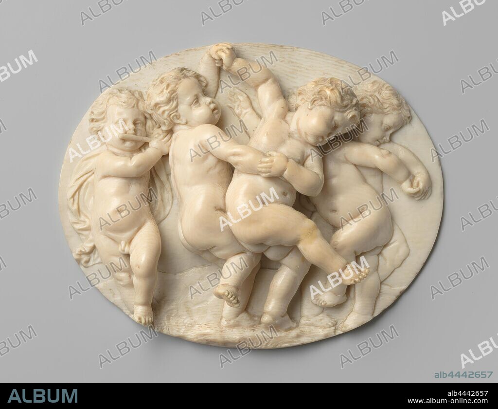 Oval relief of dancing putto with dog and thyrsu branch, together with an associated relief, putto makes a round dance., anonymous, Zuid-Duitsland, c. 1650 - c. 1700, ivory, cutting, w 13.5 cm × h 10.5 cm × t 3 cm.