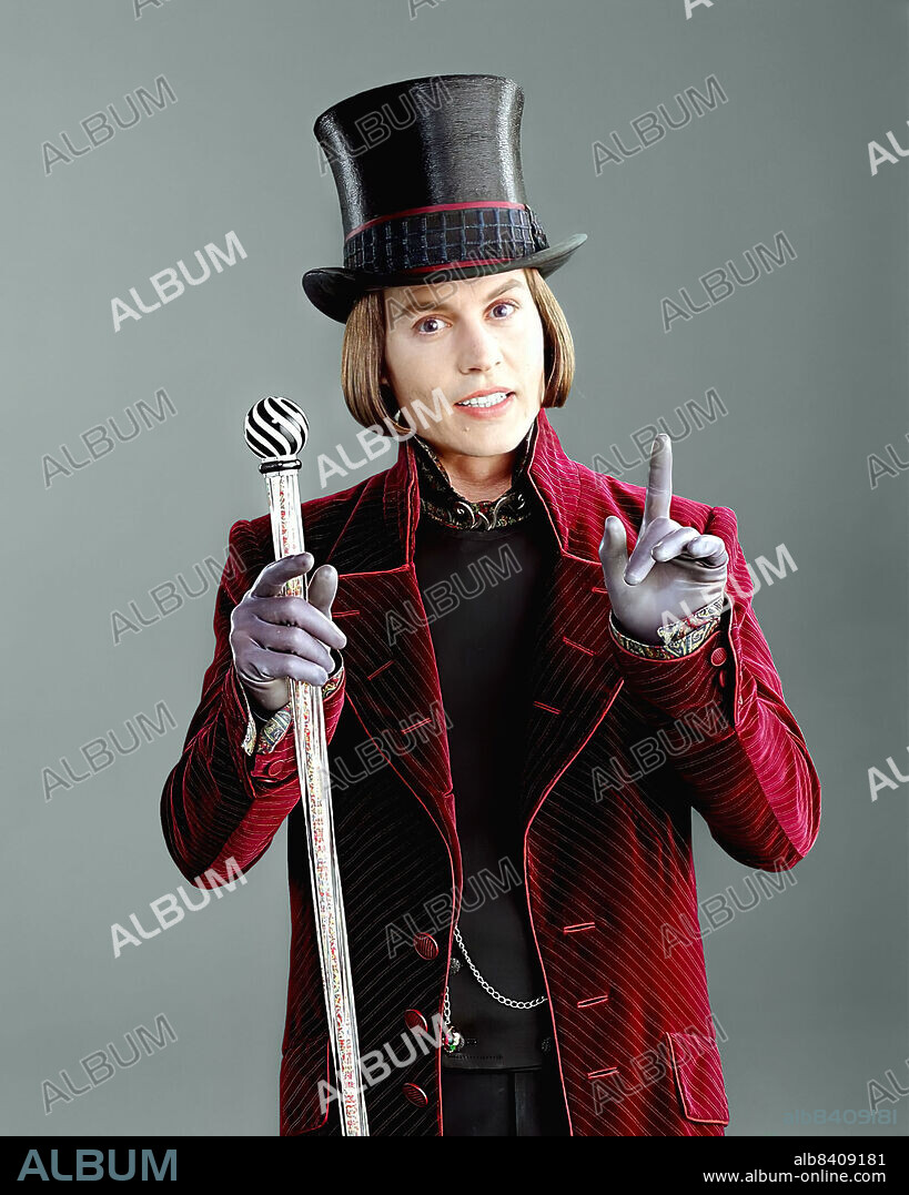 JOHNNY DEPP dans CHARLIE AND THE CHOCOLATE FACTORY, 2005, réalisé par TIM BURTON. Copyright WARNER BROS.