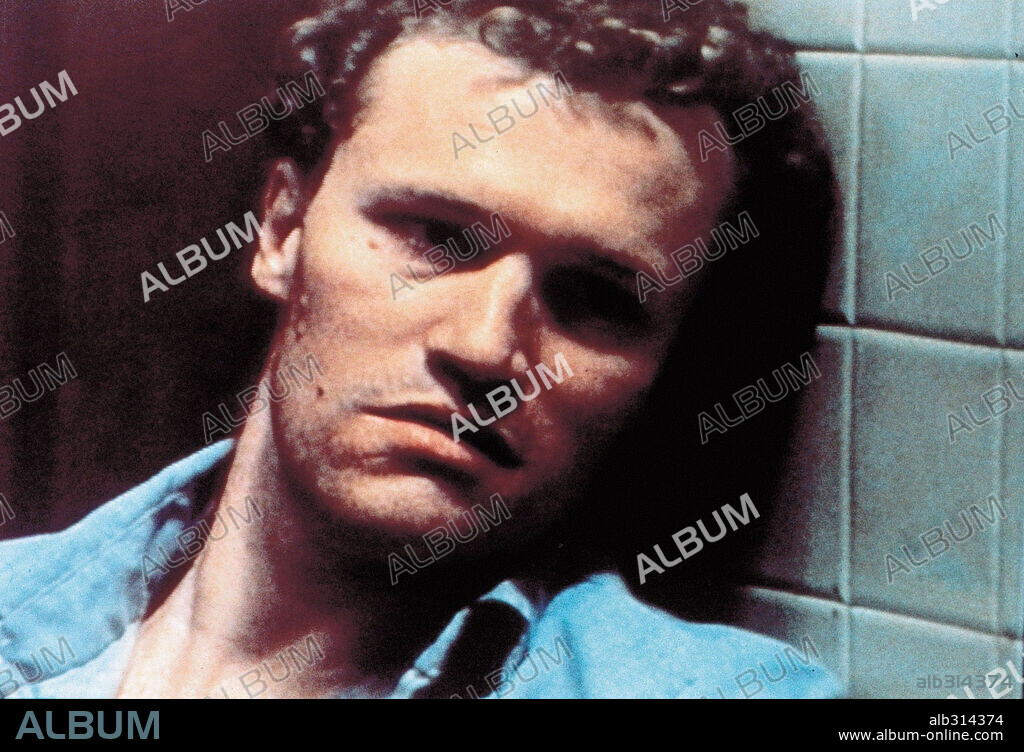 MICHAEL ROOKER en HENRY, RETRATO DE UN ASESINO, 1986 (HENRY: PORTRAIT OF A SERIAL KILLER), dirigida por JOHN MAC NAUGHTON. Copyright MALJACK PRODUCTIONS.