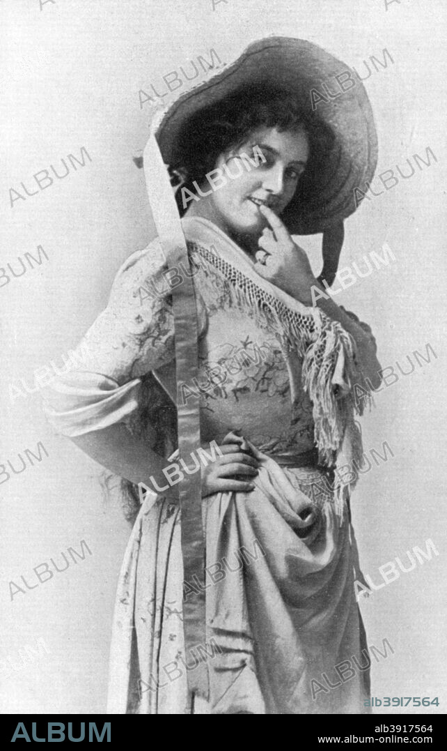 Evie Greene (1876-1917), English actess, 1902-1903. Edith Elizabeth (Evie) Greene was a highly photographed English actress and vocalist who played in London and Broadway. From Penrose's Pictorial Annual 1902-1903, An Illustrated Review of the Graphic Arts, volume 8, edited by William Gamble and published by AW Penrose (London, 1902-1903).