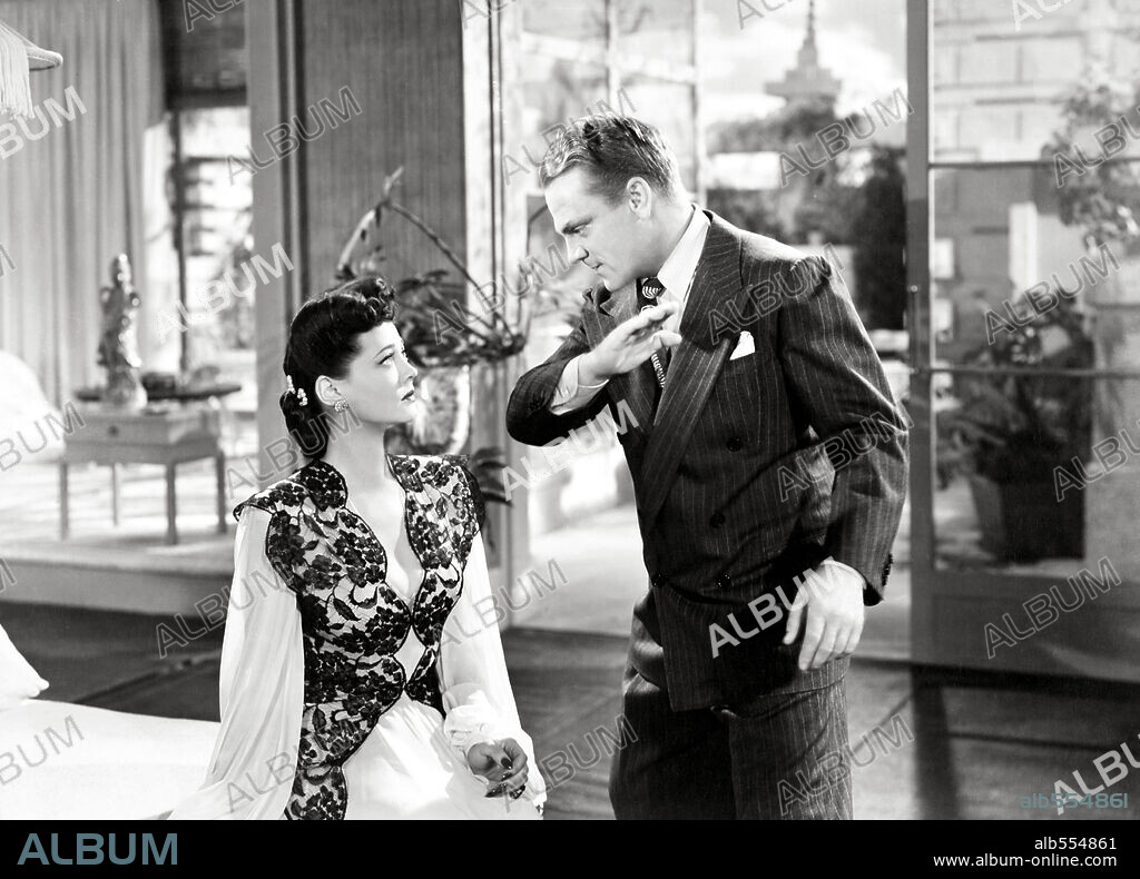 JAMES CAGNEY and SYLVIA SIDNEY in BLOOD ON THE SUN, 1945, directed by FRANK LLOYD. Copyright UNITED ARTISTS.