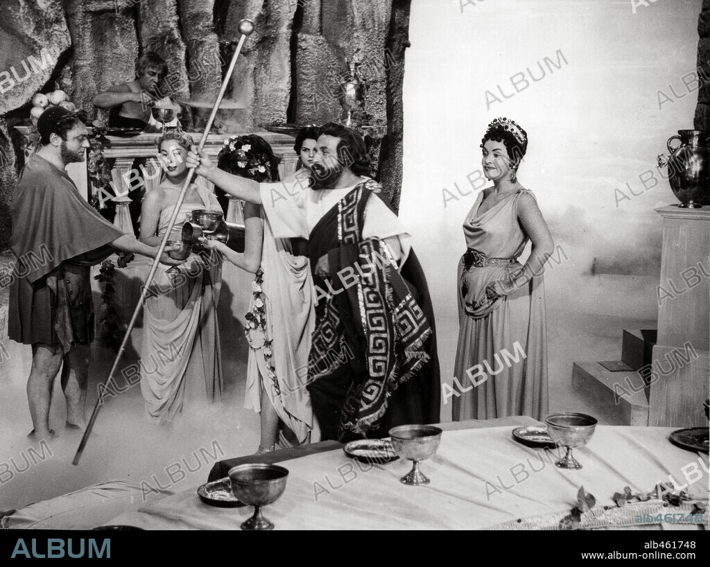 ALBA ARNOVA, ELLI PARVO, GUIDO CELANO and LUIGI TOSI in LOVES OF THREE QUEENS, 1954 (L' AMANTE DI PARIDE), directed by EDGAR ULMER and MARC ALLEGRET. Copyright CINE DEL DUCO.