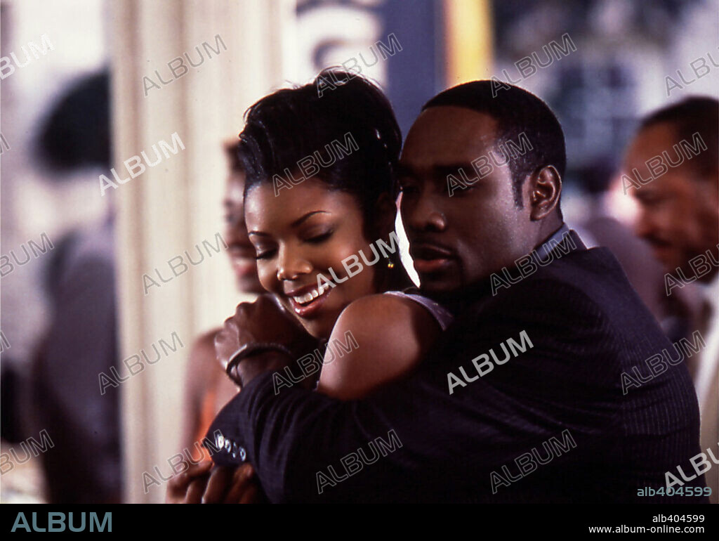 GABRIELLE UNION and MORRIS CHESTNUT in TWO CAN PLAY THE GAME, 2001, directed by MARK BROWN. Copyright COLUMBIA PICTURES.