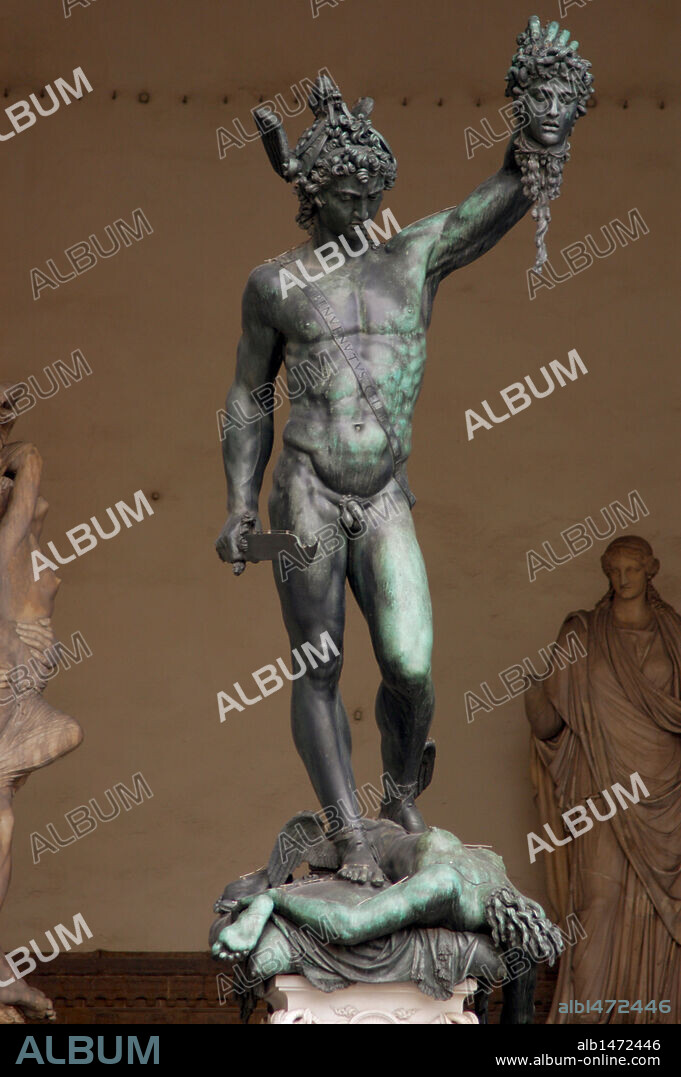 ARTE RENACIMIENTO. ITALIA. BENVENUTO CELLINI (1500-1571). Escultor y orfebre italiano. "PERSEO CON LA CABEZA DE LA MEDUSA" (1554). Loggia dei Lanzi. Florencia.