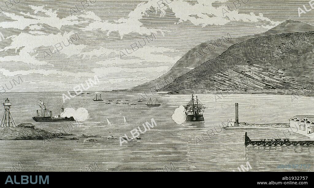 HISTORIA DE LA GUERRA DEL PACIFICO. Principio del combate entre el monitor peruano "Huascar" y la corbeta chilena "Esmeralda" (Combate de Iquique), ocurrido la mañana del 21 de mayo de 1879. La corbeta chilena fue hundida, causando la muerte de gran parte de sus 220 tripulantes, entre ellos su comandante Arturo PRATS. Grabado del siglo XIX.