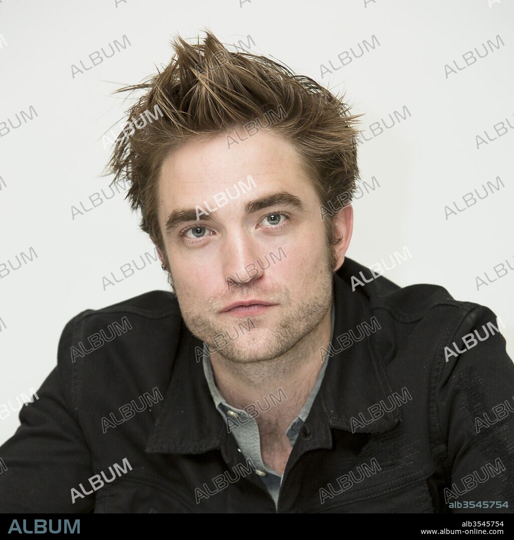 ROBERT PATTINSON. August 3, 2017 - Hollywood, California, U.S. - ROBERT PATTINSON stars in the movie 'Good Time.' Robert Douglas Thomas Pattinson (born May 13, 1986) is an English actor, producer, model, and musician. Pattinson started his film career by playing Cedric Diggory in Harry Potter and the Goblet of Fire. He later got the leading role of vampire Edward Cullen in the film adaptations of the Twilight novels by Stephenie Meyer, which consisted of five films between 2008 and 2012 that combined grossed over .3 billion in worldwide receipts. Twilight brought Pattinson worldwide fame, and established him among the highest paid and most bankable actors in Hollywood. (Credit Image: © Armando Gallo via ZUMA Studio). 03/08/2017