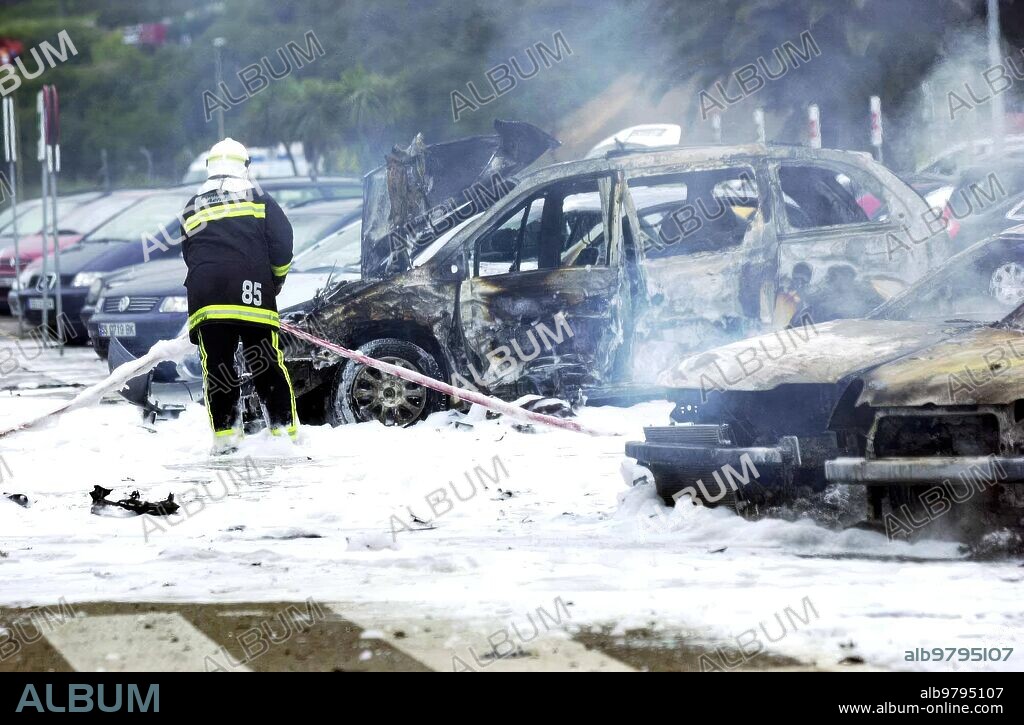 27/07/2003, Santander atentado terrorista de eta en el aeropuerto de Santander Fotos Juan Manuel Serrano arce.