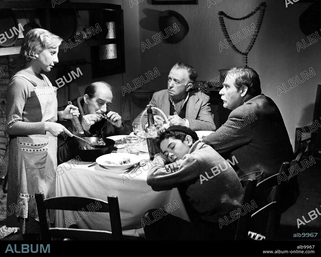 GRACITA MORALES in CHICO O CHICA?, 1962, directed by ANTONIO DEL AMO. Copyright APOLO FILMS.