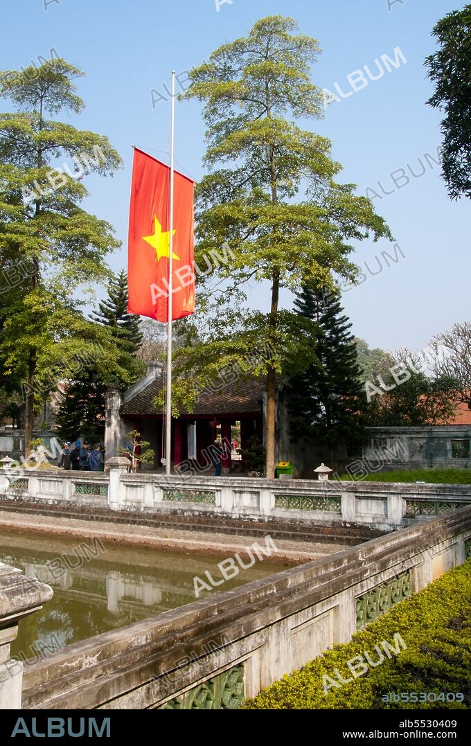 The Temple of Literature or Van Mieu is one of Vietnam’s foremost cultural treasures. Founded in 1070 by King Ly Thanh Tong of the Early Ly Dynasty, the temple was originally dedicated both to Confucius and to Chu Cong, a member of the Chinese royal family credited with originating many of the teachings that Confucius developed five hundred years later. The site was selected by Ly Dynasty geomancers to stand in harmony with the Taoist Bich Cau temple and the Buddhist One Pillar Pagoda, representing the three major fonts of Vietnamese tradition. Six years later, in 1076, the Quoc Tu Giam, or ‘School for the Sons of the Nation’, was established at the same location when King Ly Nhan Tong (1072-1127) established Vietnam’s first university. The tradition of Confucian education flourished at the Temple of Literature, with the custom of offering a cloak to successful candidates beginning in 1374, whilst in 1484 the first stele bearing the names of doctoral graduates was erected.