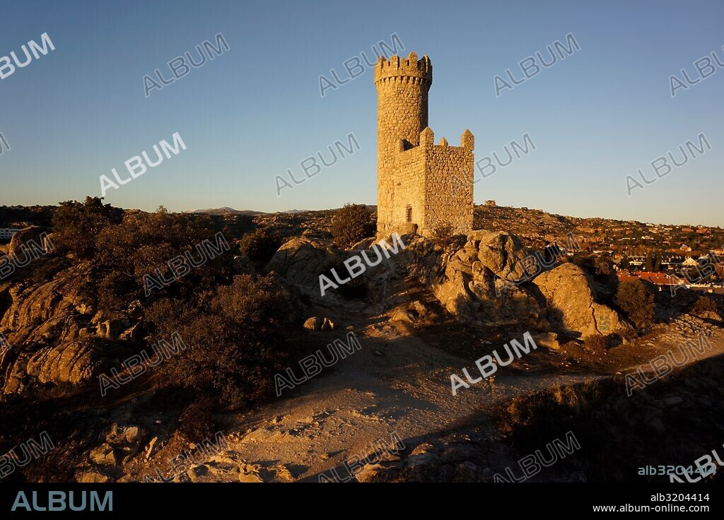 ATALAYA DE TORRELODONES O TORRE DE LOS LODONES  . MADRID, ESPAÑA.