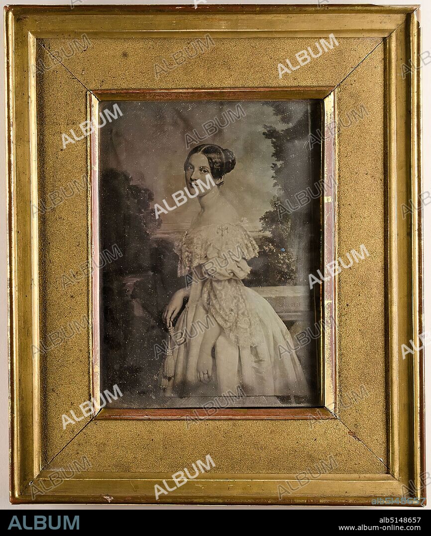Hermann Biow, Countess Marianne zu Stolberg-Wernigerode, daguerreotype, image size: height: 20,30 cm; width: 14,70 cm, label: verso: title, née von Blomberg. Repro. after a painting by C. Begas. Photogr. H. Biow 1847, in black ink: Photographed by H. Biow after Begas, March 1847, small label top right: D. p. 348, young woman, girl, woman, half-length portrait, standing figure, painting.