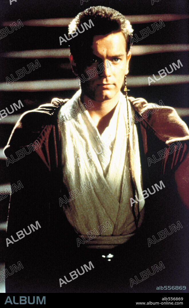 EWAN McGREGOR in STAR WARS: EPISODE I-THE PHANTOM MENACE, 1999, directed by GEORGE LUCAS. Copyright LUCAS FILM LTD & TM.