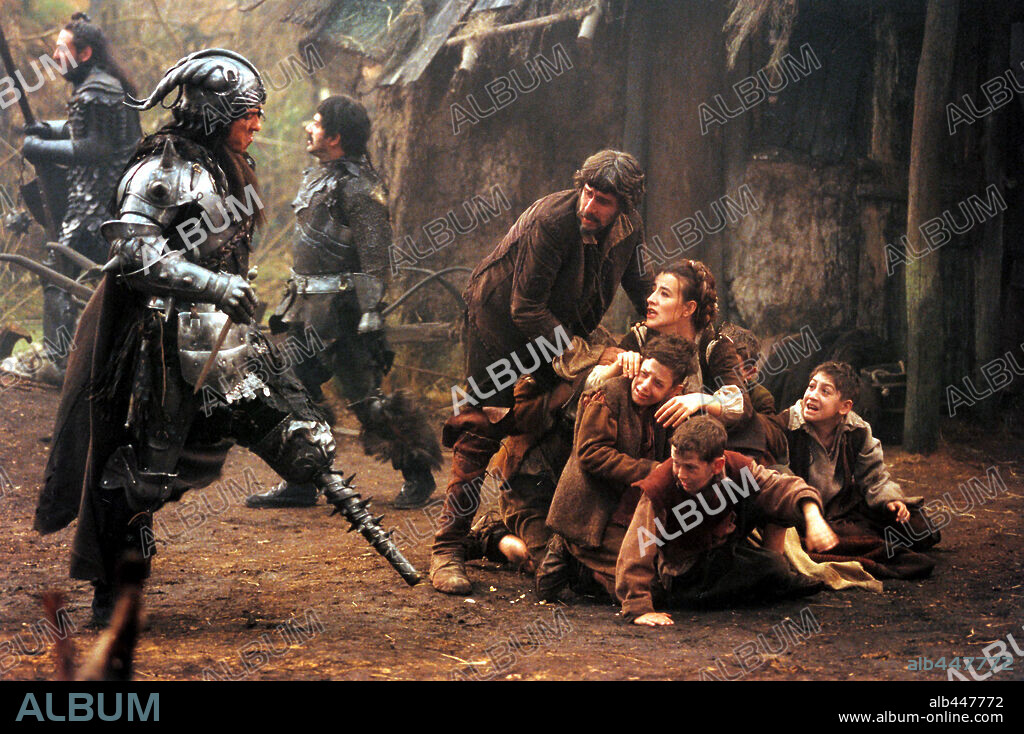 PIERRE BERRIAU, ROMANE BOHRINGER and SAMY NACERI in TOM THUMB, 2001 (LE PETIT POUCET), directed by OLIVIER DAHAN. Copyright LA CHAUVE SOURIS/STUDIO CANAL/FRANCE 3 CINEMA.