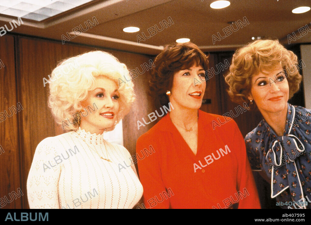 DOLLY PARTON, JANE FONDA and LILY TOMLIN in NINE TO FIVE, 1980, directed by COLIN HIGGINS. Copyright 20TH CENTURY FOX.