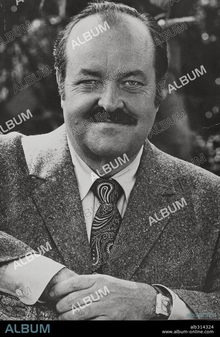 WILLIAM CONRAD in CANNON-TV, 1971. Copyright QUINN MARTIN ENTERTEIMENT.