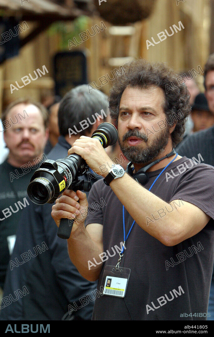 EDWARD ZWICK en EL ÚLTIMO SAMURAI, 2003 (THE LAST SAMURAI), dirigida por EDWARD ZWICK. Copyright WARNER BROS.
