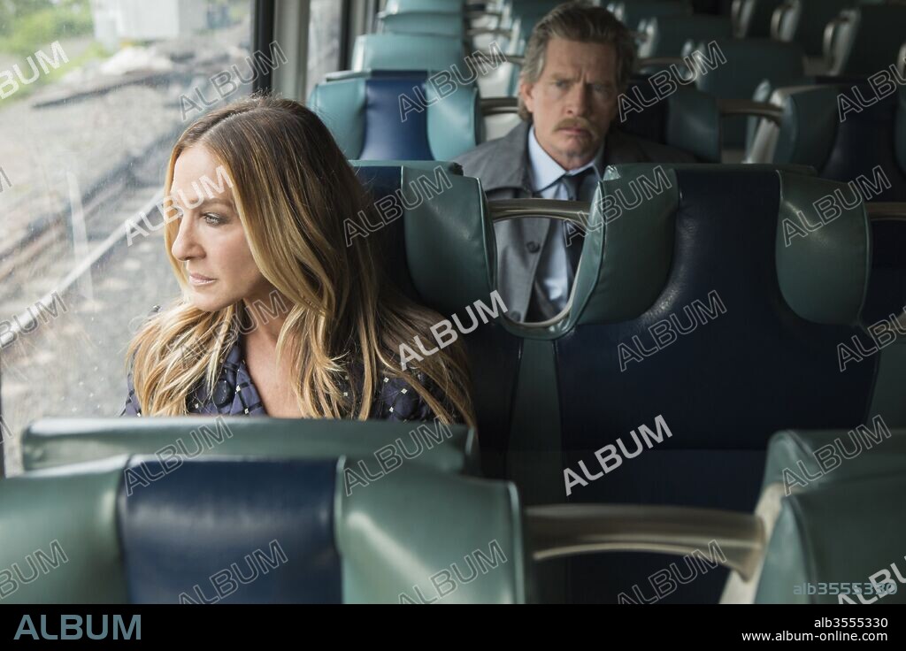 SARAH JESSICA PARKER and THOMAS HADEN CHURCH in DIVORCE, 2016, directed by SHARON HORGAN. Copyright HBO. Season 2.