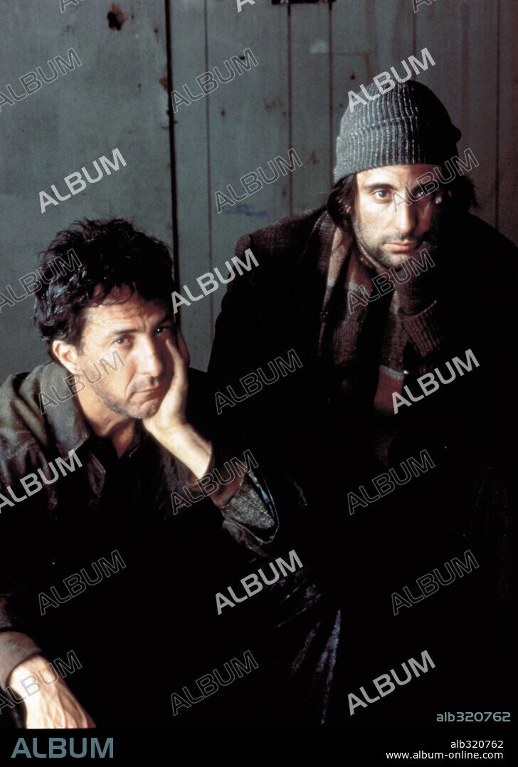 ANDY GARCIA and DUSTIN HOFFMAN in HERO, 1992, directed by STEPHEN FREARS. Copyright COLUMBIA TRI STAR.