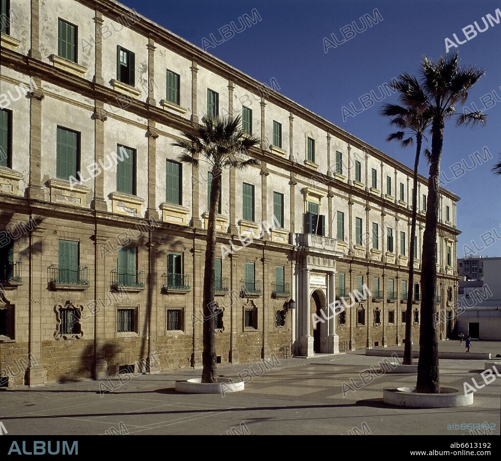 TORCUATO CAYON DE LA VEGA (1725-1783). FACHADA DEL HOSPICIO DE CADIZ - ANTIGUO COLEGIO VALCARCEL - SIGLO XVIII - NEOCLASICISMO ESPAÑOL.