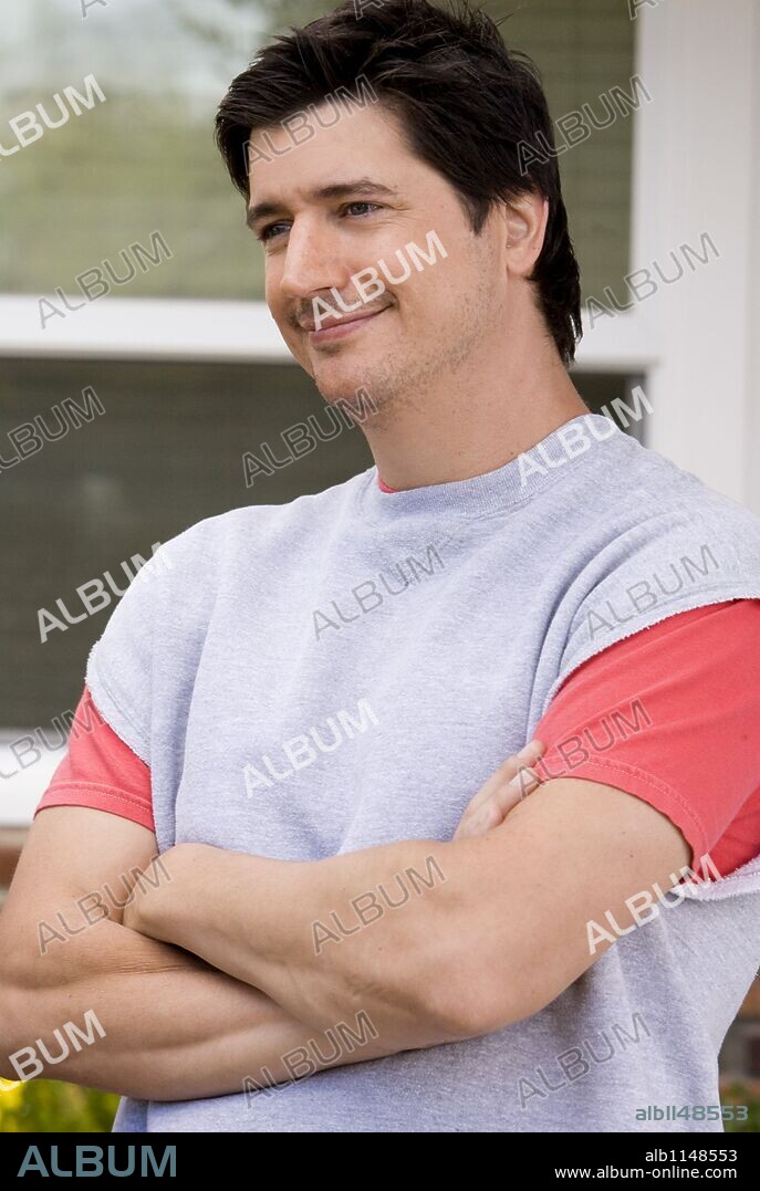 KEN MARINO in ROLE MODELS, 2008, directed by DAVID WAIN. Copyright NEW REGENCY PICTURES / URDANK, SAM.