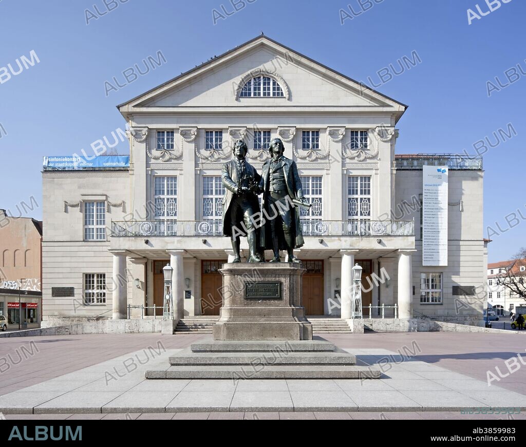 Deutsches Nationaltheater, German national theatre, with Goethe-Schiller monument, Weimar, Thuringia, Germany, Europe, PublicGround, Europe.
