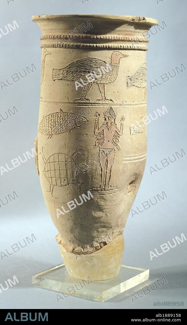 Engraved terracotta vase, from Larsa, Iraq. Sumerian civilisation, 3rd Millennium BC.
