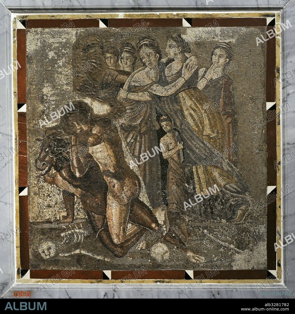 Mosaico romano. Teseo luchando contra el Minotauro. Procedente de Chieti. Colección de los mosaicos. Museo Arqueológico Nacional. Nápoles. Italia.